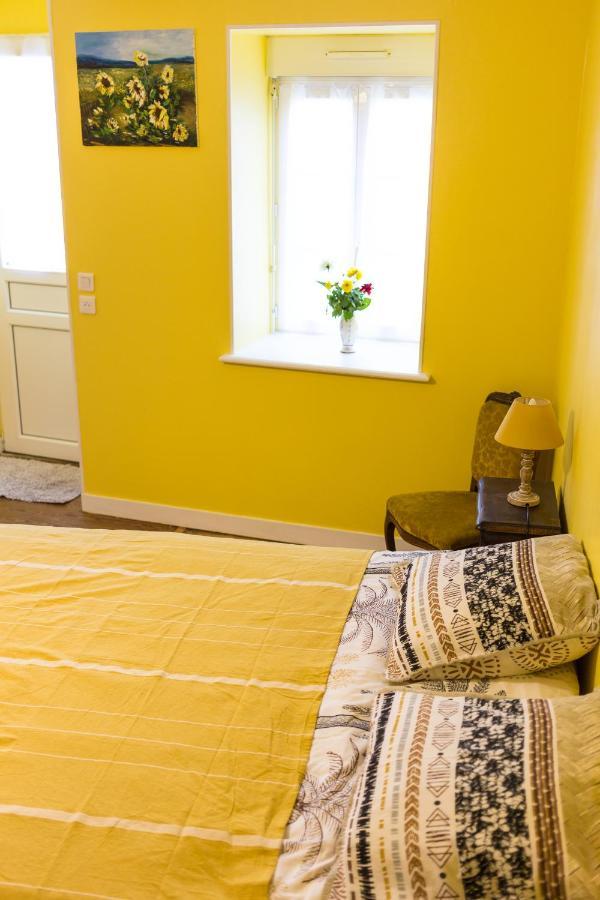 La Tour Cachee Bed & Breakfast Mortain-Bocage ภายนอก รูปภาพ