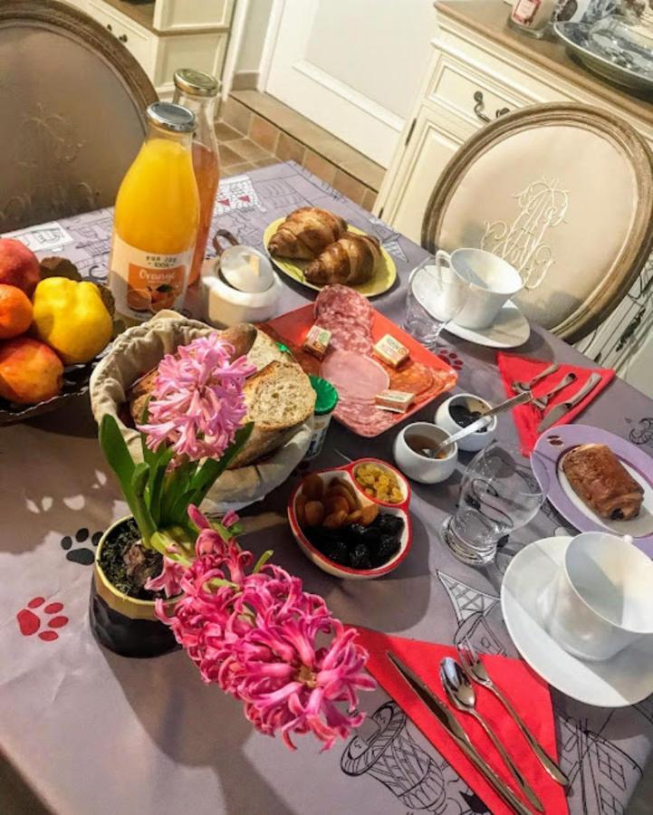 La Tour Cachee Bed & Breakfast Mortain-Bocage ภายนอก รูปภาพ