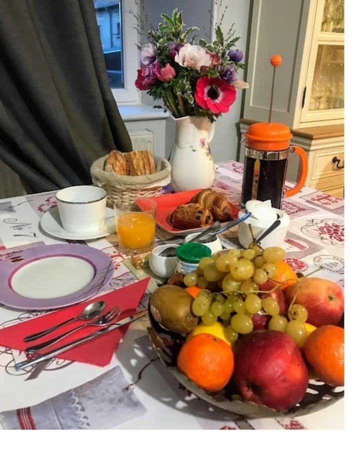 La Tour Cachee Bed & Breakfast Mortain-Bocage ภายนอก รูปภาพ